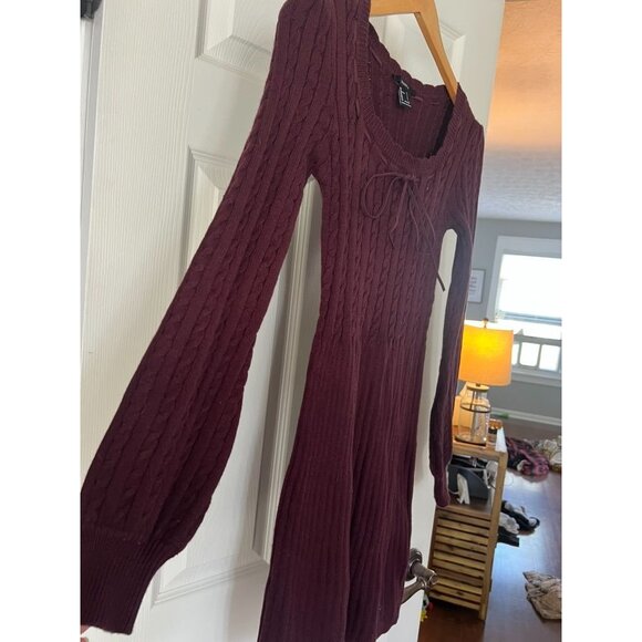 Forever 21 Burgundy Cable Knit Sweater Dress Long Sleeve Bow Detail Women’s S - Picture 3 of 5
